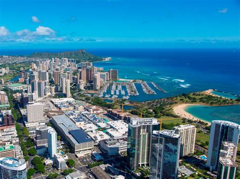 ala moana honolulu.